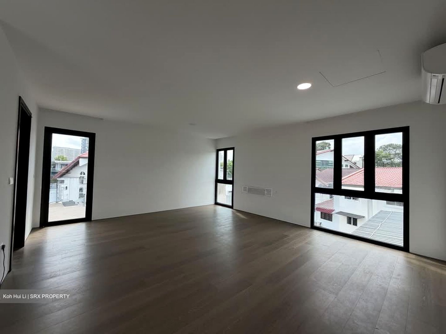 Henry Park (D10), Detached #563689011